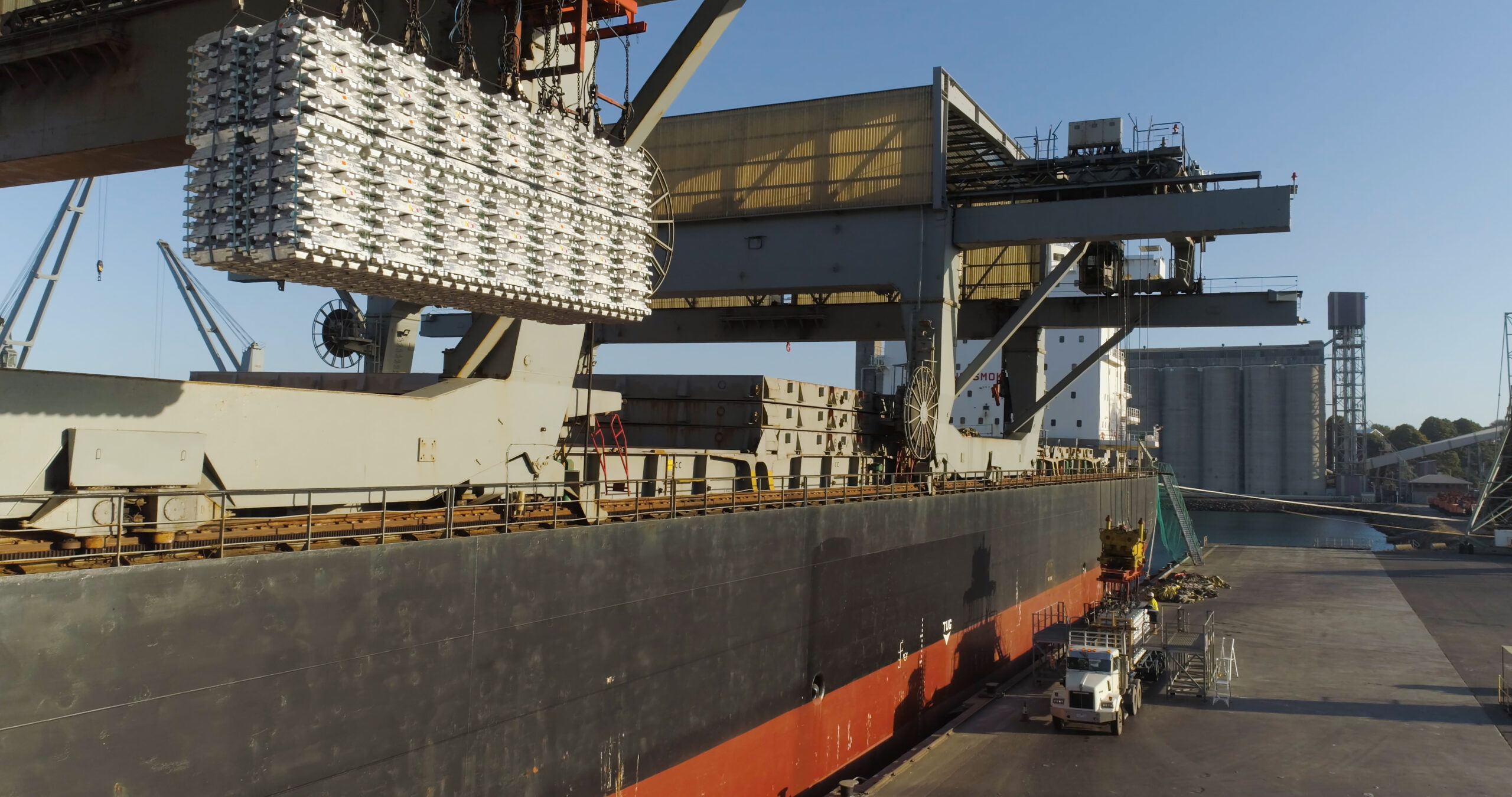 Containerized Freight Systems
